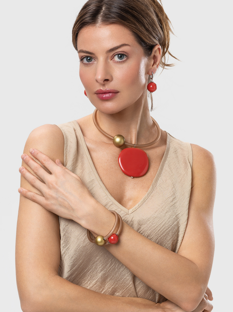 Resin Necklace &laquo;Coral Gold&raquo;