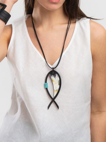 Buffalo Horn Pendant Necklace "Fish"