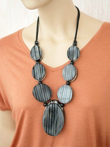 Striped Grey Horn Necklace